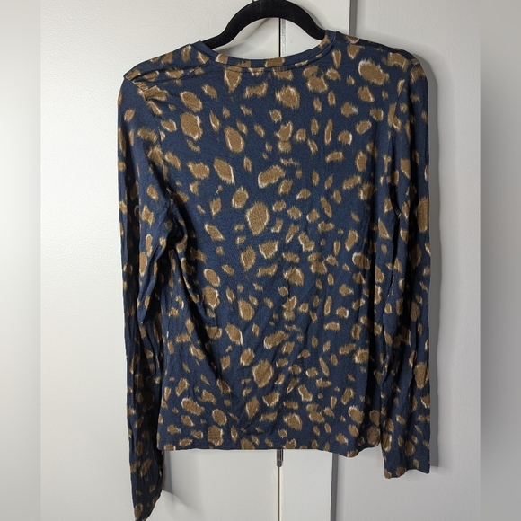 COS gathered shoulder long Sleeve top sz L - Picture 10 of 11